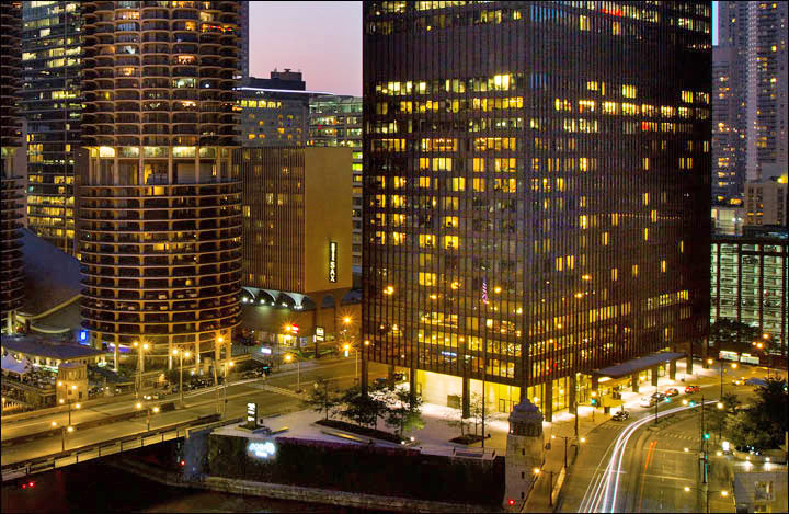 Langham Chicago exterior