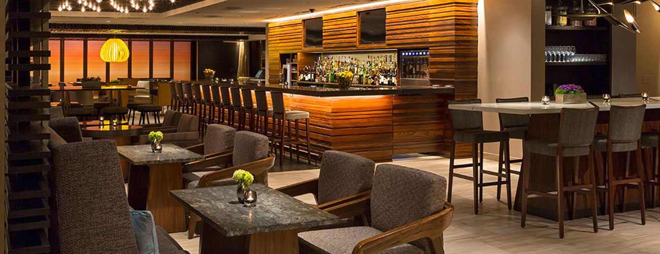 Hyatt Chicago bar and dining space